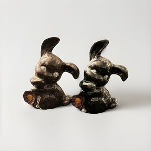 Vtg Set Of 2 Ceramic Bunny Rabbits One Brown One Black